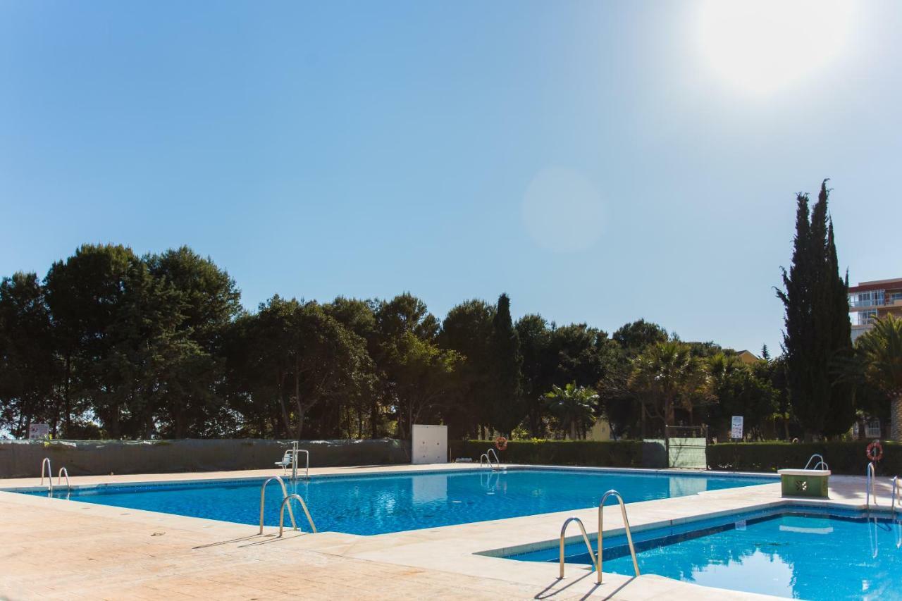 Central Apartment With Nice Views Benalmadena Luaran gambar